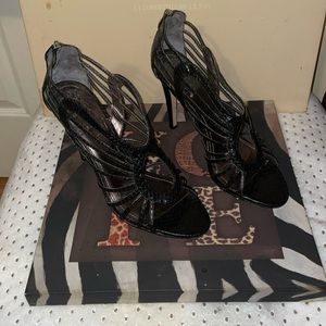 Vince Camuto ,Black Leather Strappy Heels sz 8.